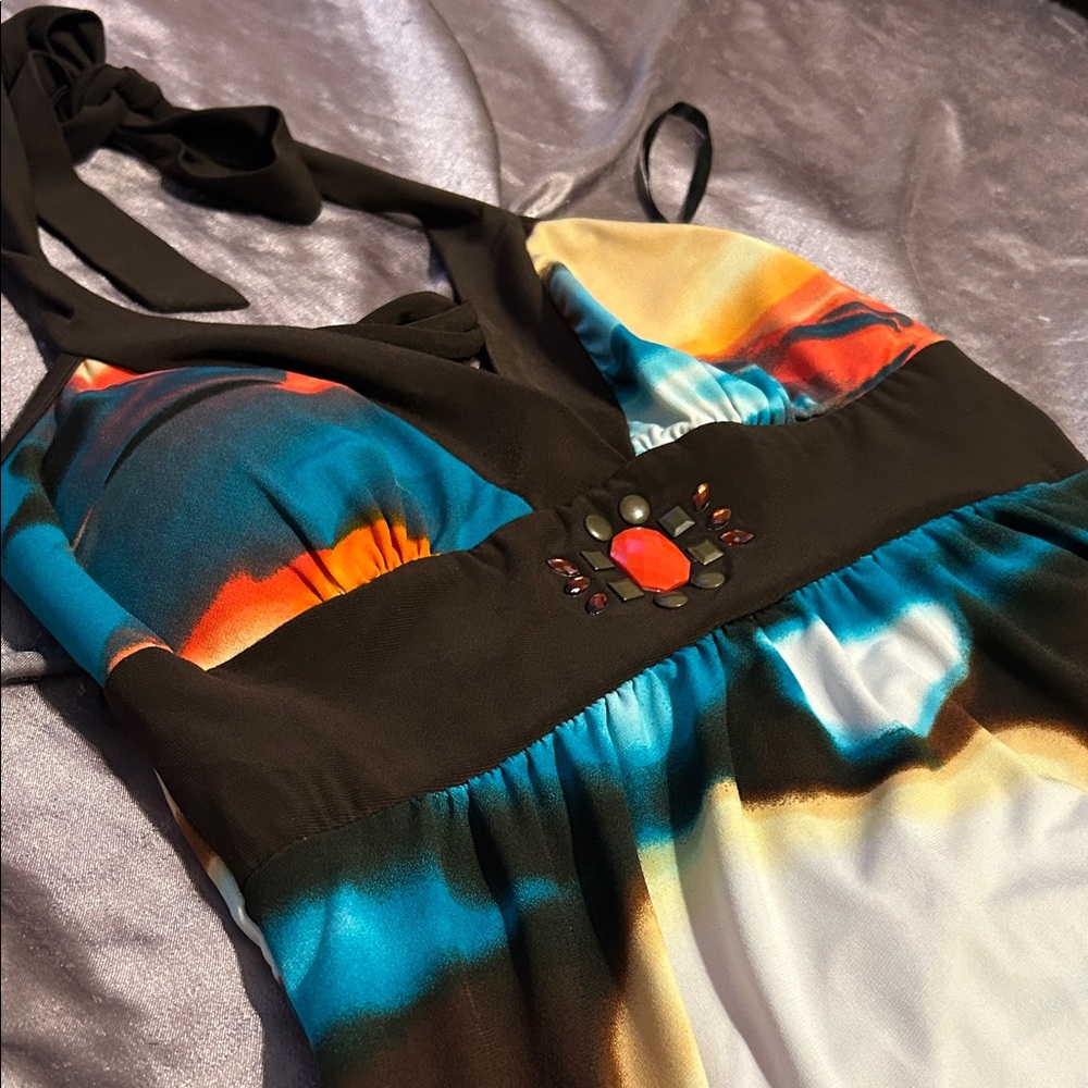 Halter Top - Picture 5 of 5